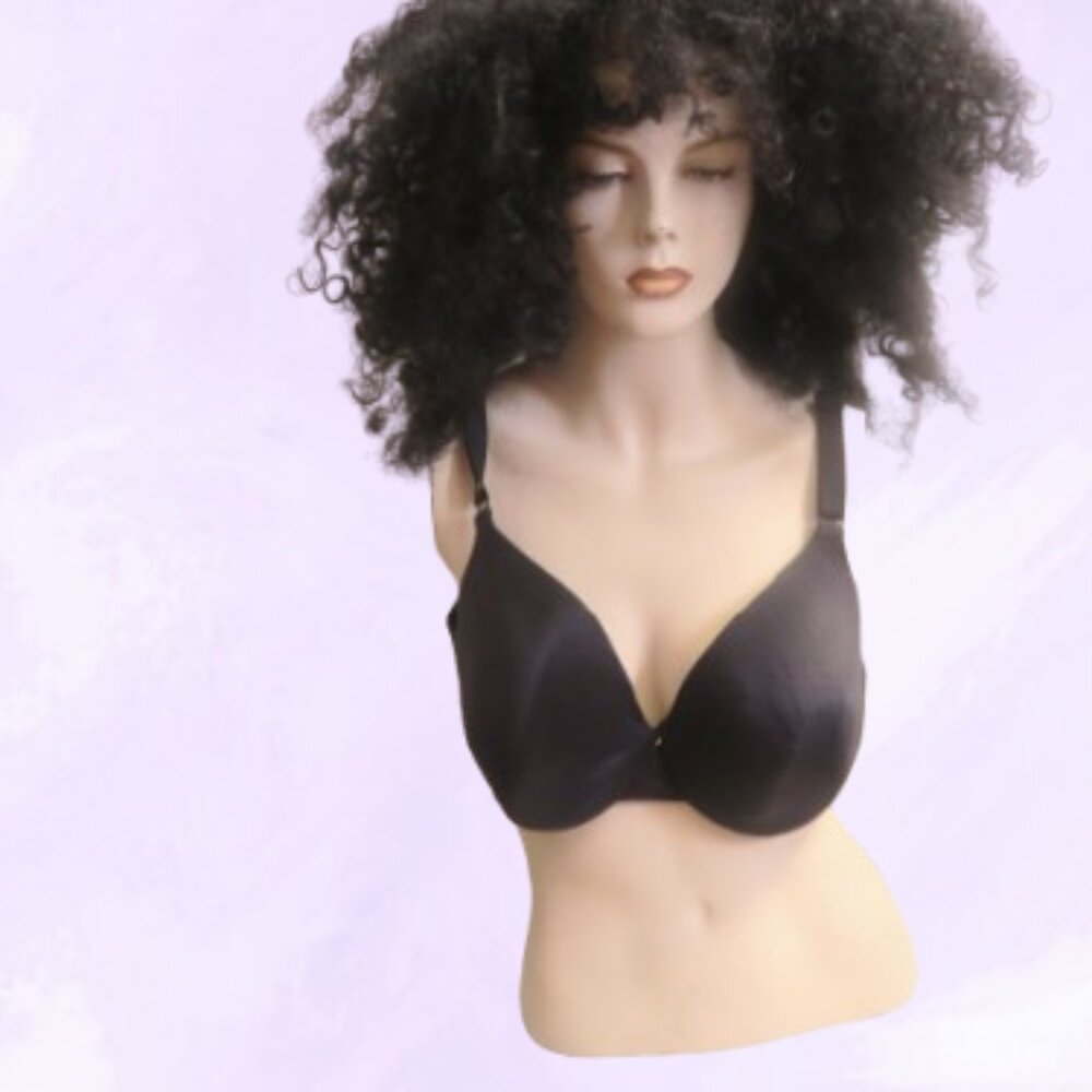 Lane Bryant Cacique lightly lined full coverage bra in black size 40D.